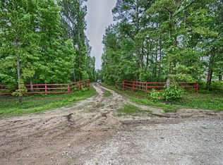 73 Garvey Rd, Huntsville, TX 77340