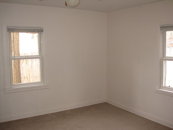 Bedroom #1