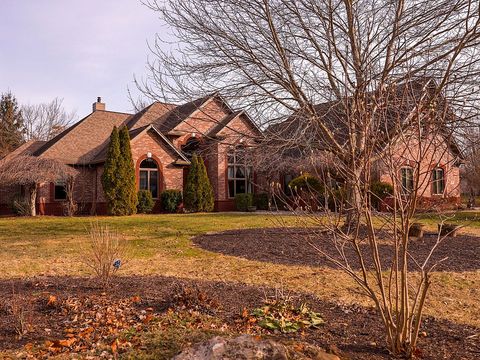 1st image of 1929 Willow Bend Ct