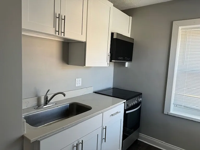 Maple Commons Apartments — Photo 30