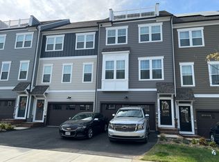 1800 Cherry Birch St, Dumfries, VA 22026