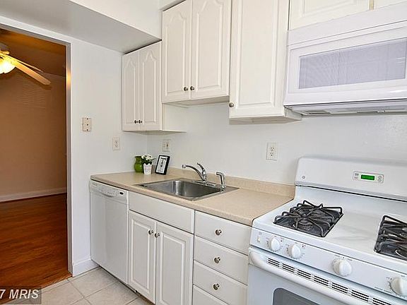 4th image of 9457 Fairfax Blvd APT 104