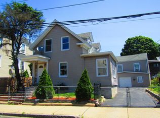 29 Chestnut St #1, Lynn, MA 01902
