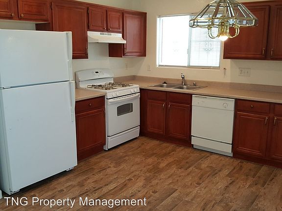 3rd image of 4346 Stockbridge St