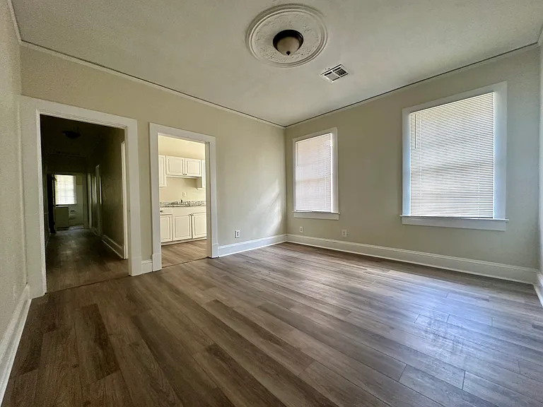 311 N Panama St #313 — Photo 3