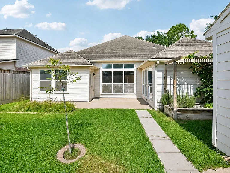26722 Hypatia Trce — Photo 17