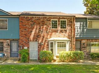 5237 Gibbons Dr, Carmichael, CA 95608