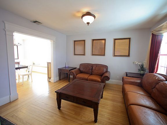 Living Room from entrance