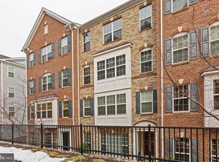 2279 Kew Gardens Dr, Woodbridge, VA 22191