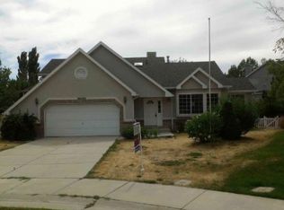 5322 S Penguin Cir, Salt Lake City, UT 84117