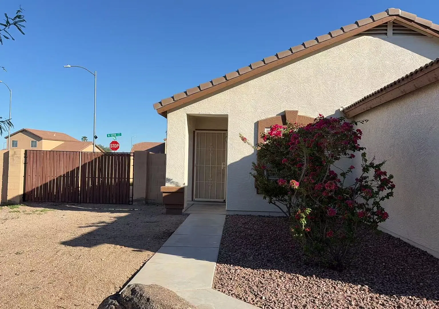 12445 N 127th Dr — Photo 3