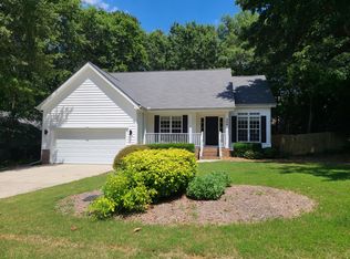 304 Hidden Cellars Dr, Holly Springs, NC 27540