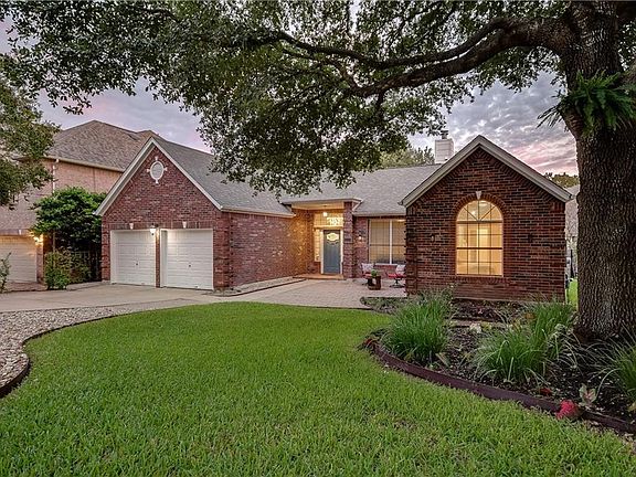 2nd image of 7509 Robert Kleburg Ln