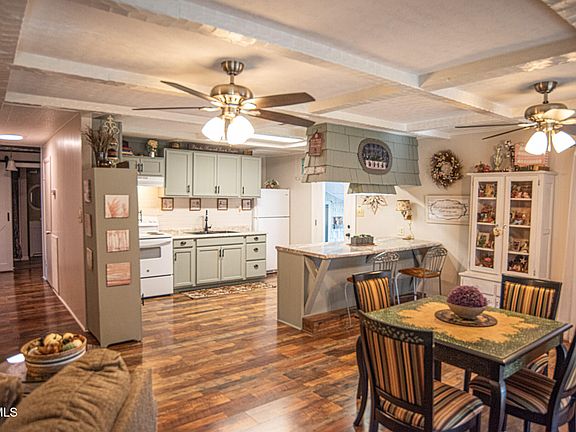 5th image of 41829 Wilderness Rd