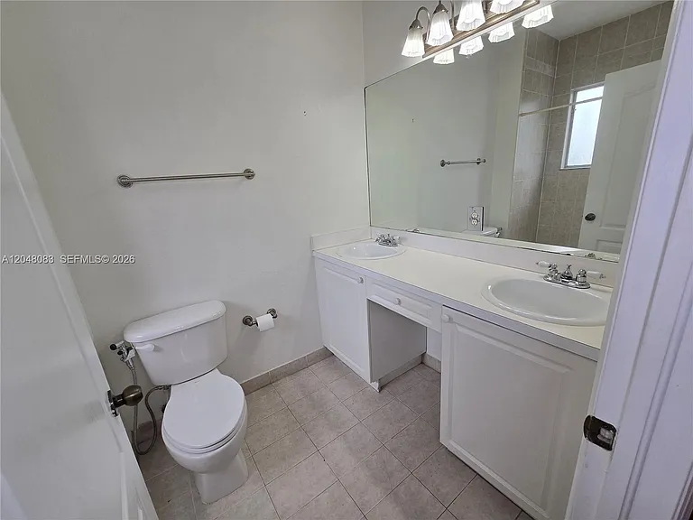 14758 SW 9th Ln — Photo 33