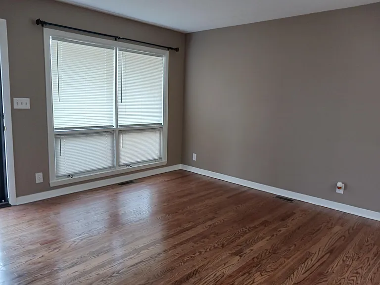 4307 Winnrose Way — Photo 6