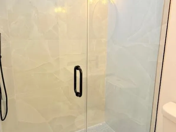 530 45th Street image 8 of 36