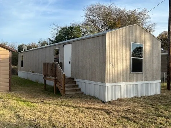 1680 Gale Dr, Azle, TX 76020