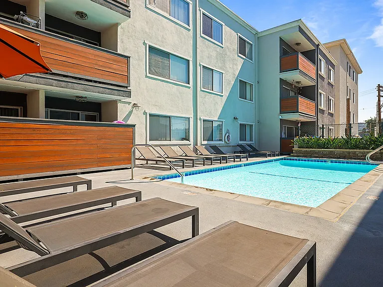 The Village at Toluca Lake — Photo 34