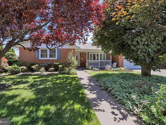 2nd image of 1505 Cromwell Dr