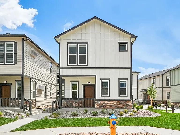Cottages at Aero Park — Photo 50