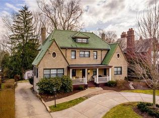 1241 Washington Rd, Mt Lebanon, PA 15228