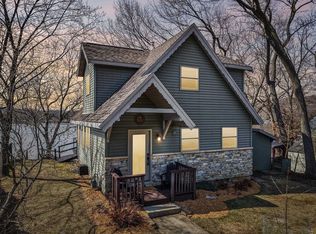 N3431 Tipperary Rd, Poynette, WI 53955