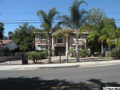 1st image of 4709 Oakwood Ave