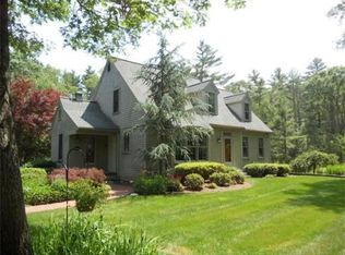 912 Federal Furnace Rd, Plymouth, MA 02360