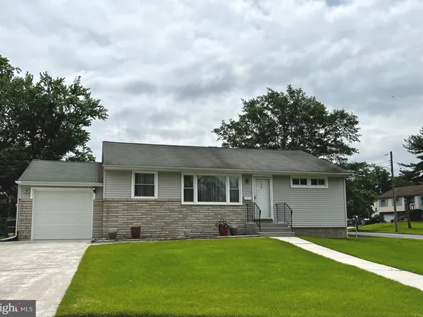 220 N Cummings Ave, Glassboro, NJ 08028