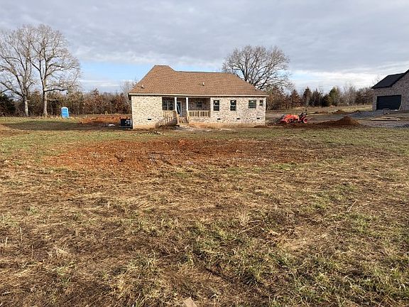 2nd image of 531 Old Hopkinsville Rd