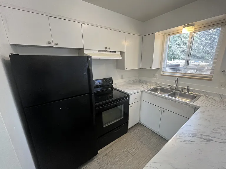 2280 Billings St — Photo 6