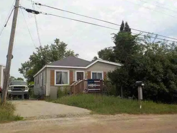 3193 Berent St, Burton, MI 48529