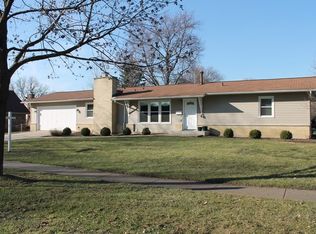 6930 Meadowcrest Dr, Downers Grove, IL 60516