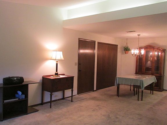 4th image of 360 Park Hill Dr