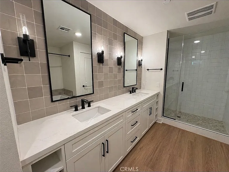 414 Main St #210 — Photo 16