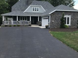 223 Wexford Rd, Valparaiso, IN 46385