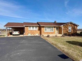 8196 State Route 80 E, Arlington, KY 42021