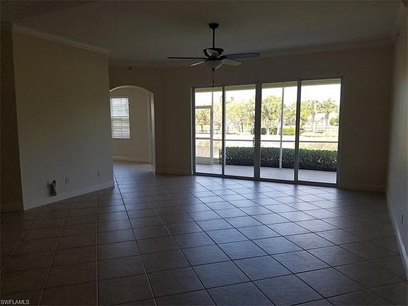 3rd image of 5917 Tarpon Gardens Cir APT 101
