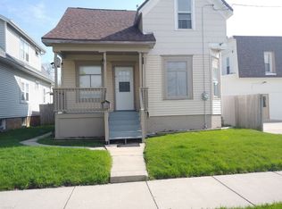 3823 Wright Ave, Racine, WI 53405