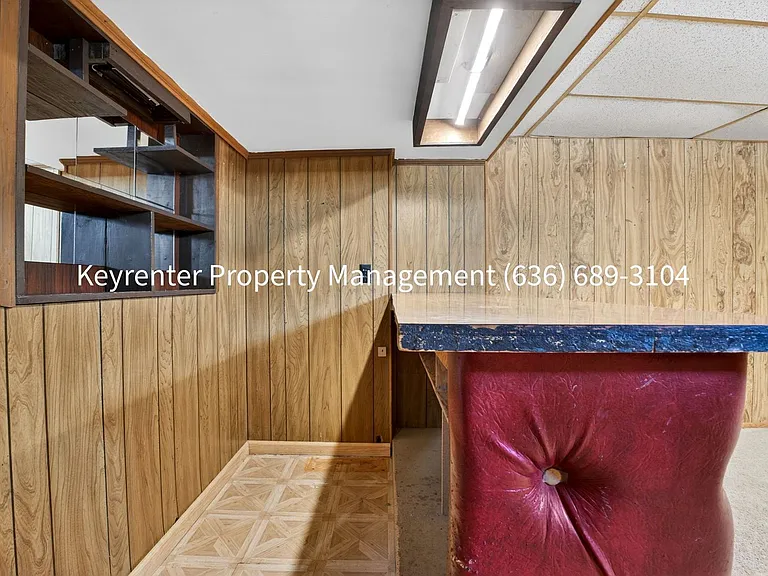 920 Parkcrest Dr — Photo 18