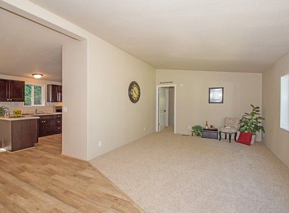 5th image of 20920 168th Avenue Ct E