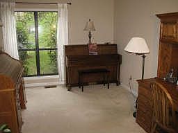 Formal Den