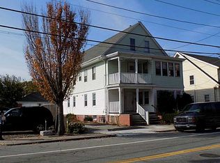 896 Park Ave, Cranston, RI 02910