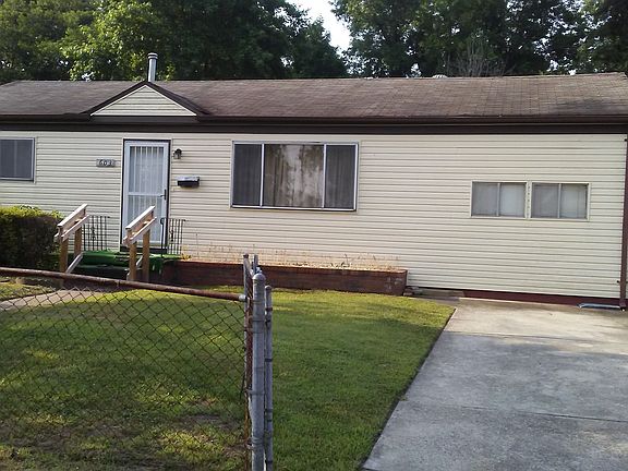 5th image of 603 Taft Dr