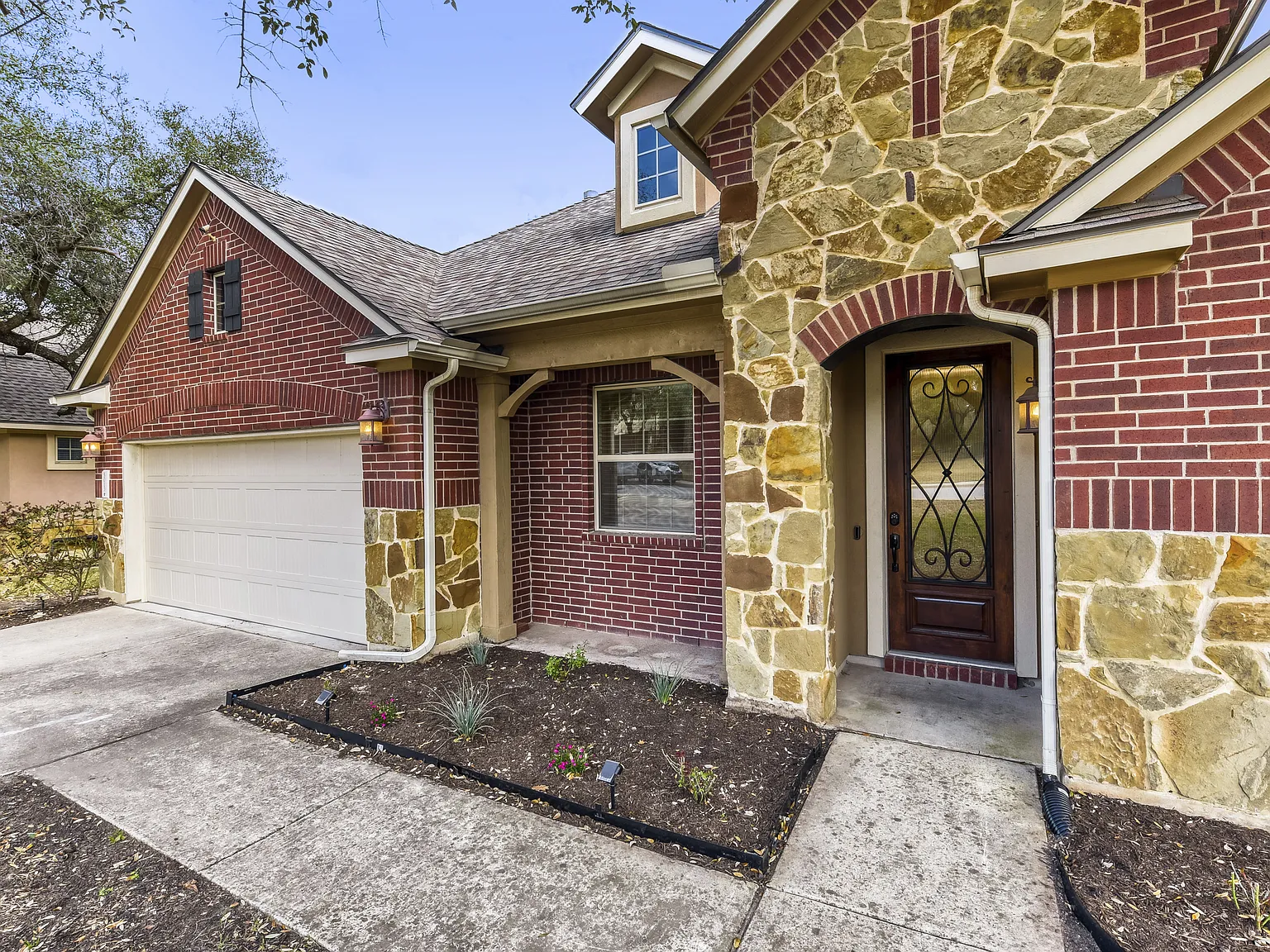 5013 Pyrenees Pass, Austin, TX 78738 — Photo 2