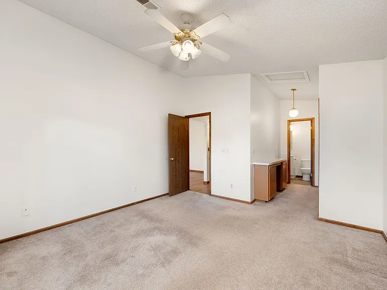 1075 S Garrison St #203 — Photo 11