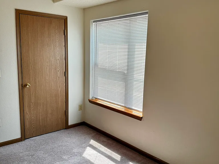 417 S Gilbert St #2311S — Photo 12