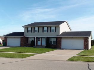 609-613 Robin Rd, Waupun, WI 53963