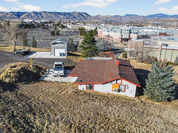 3rd image of 885 Deframe Street